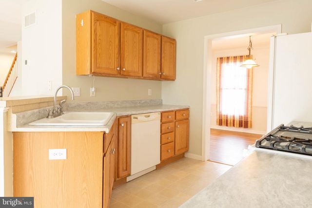 7690 CATHERINE DR, Harrisburg, PA 17111