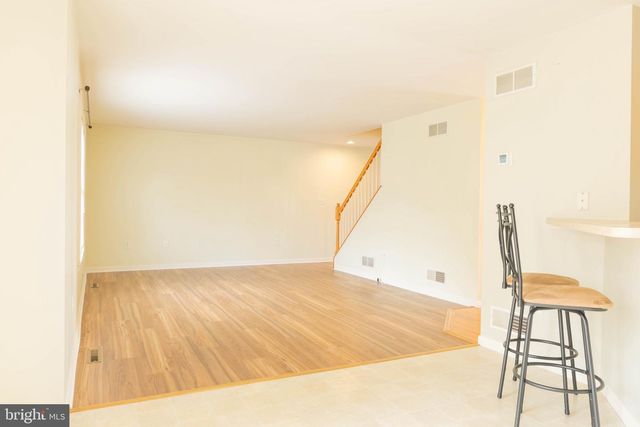 7690 CATHERINE DR, Harrisburg, PA 17111