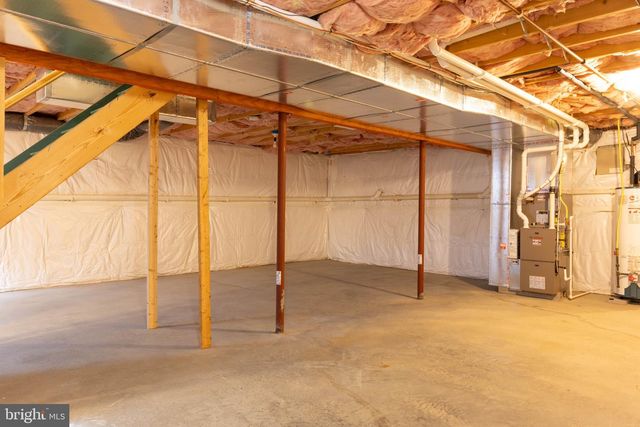 7690 CATHERINE DR, Harrisburg, PA 17111