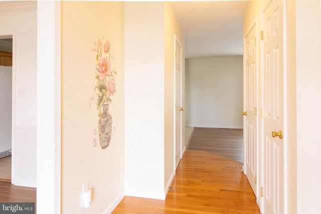 7690 CATHERINE DR, Harrisburg, PA 17111