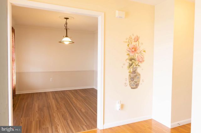 7690 CATHERINE DR, Harrisburg, PA 17111