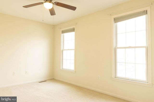 7690 CATHERINE DR, Harrisburg, PA 17111