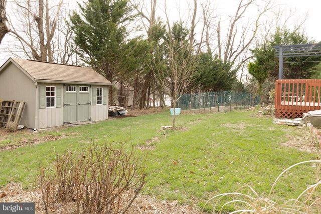 7690 CATHERINE DR, Harrisburg, PA 17111