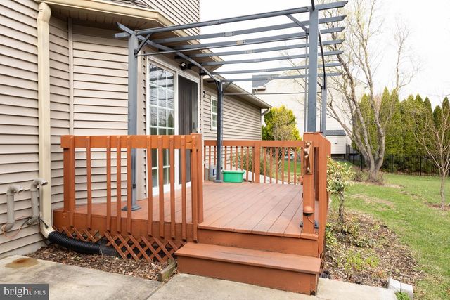 7690 CATHERINE DR, Harrisburg, PA 17111