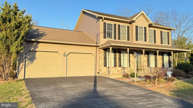 7690 CATHERINE DR, Harrisburg, PA 17111