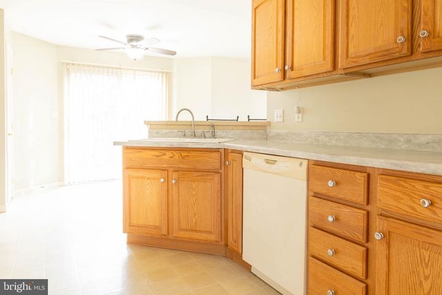 7690 CATHERINE DR, Harrisburg, PA 17111