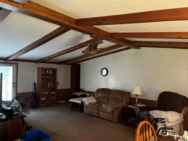 21427 PHELPS Road, Meadville, PA 16335