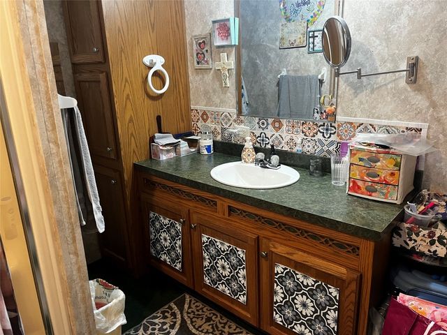 21427 PHELPS Road, Meadville, PA 16335