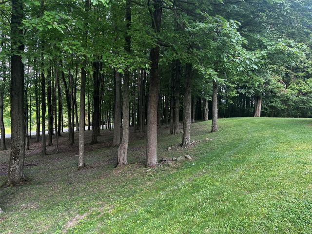 21427 PHELPS Road, Meadville, PA 16335