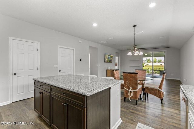 7019 EMSLEY Circle, Jacksonville, FL 32258