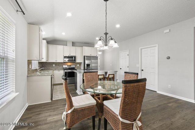 7019 EMSLEY Circle, Jacksonville, FL 32258