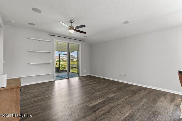7019 EMSLEY Circle, Jacksonville, FL 32258
