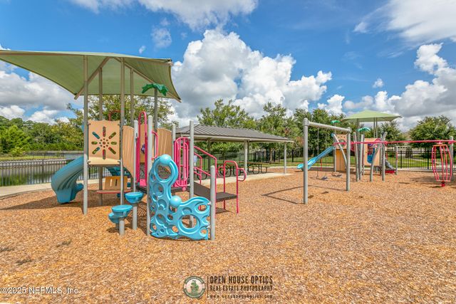 7019 EMSLEY Circle, Jacksonville, FL 32258