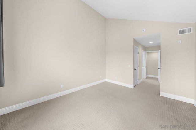 3935 Nobel, San Diego, CA 92122