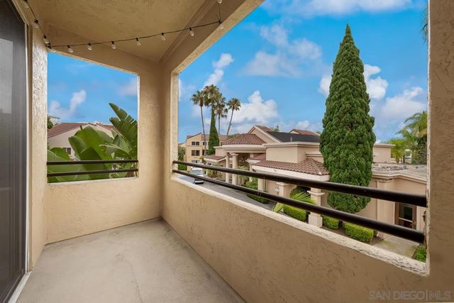3935 Nobel, San Diego, CA 92122