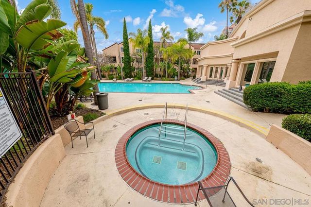 3935 Nobel, San Diego, CA 92122