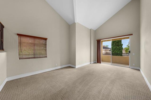 3935 Nobel, San Diego, CA 92122