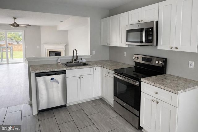 113 BRENT, West Deptford, NJ 08086