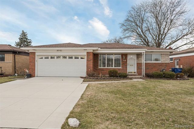 30507 Moulin Ave Avenue, Warren, MI 48088