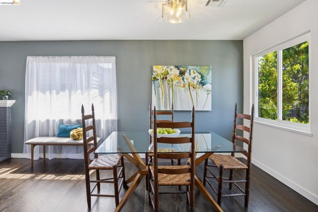 967 Yuba St, Richmond, CA 94805