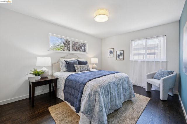 967 Yuba St, Richmond, CA 94805