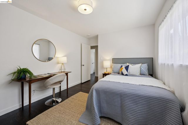 967 Yuba St, Richmond, CA 94805