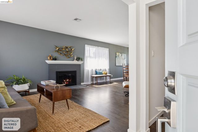 967 Yuba St, Richmond, CA 94805