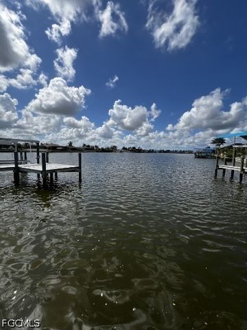 4240 NW 31st TER, Cape Coral, FL 33993