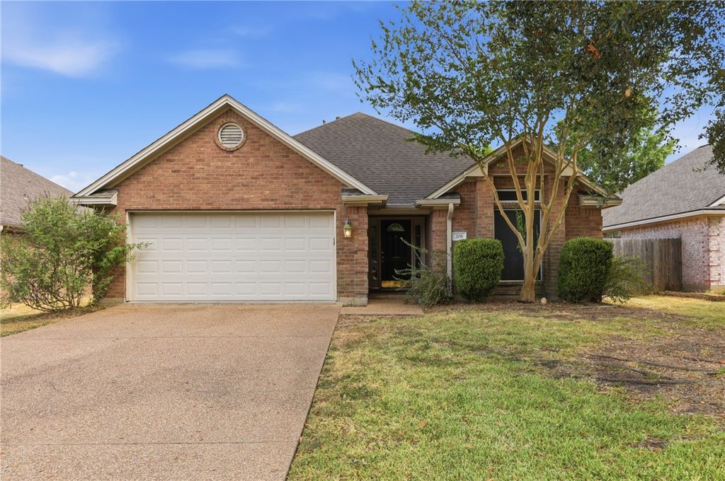 208 Bernburg Court, College Station, TX 77845 — exterior