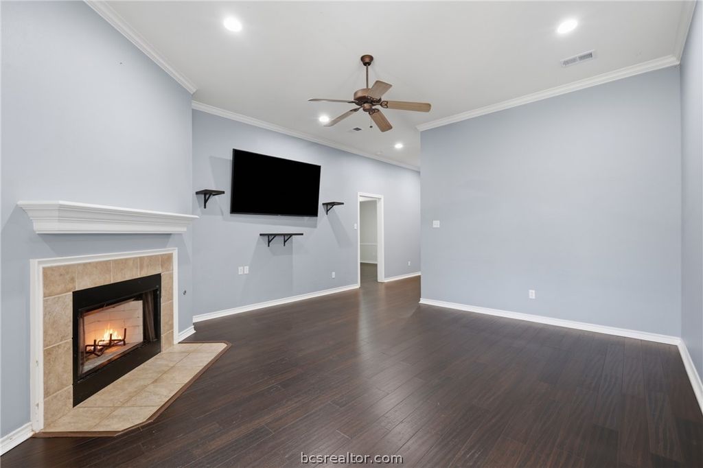 208 Bernburg Court, College Station, TX 77845 — photo 5