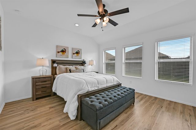 9623 Sterling Arbor Drive, Baytown, TX 77521