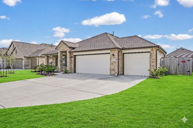 9623 Sterling Arbor Drive, Baytown, TX 77521