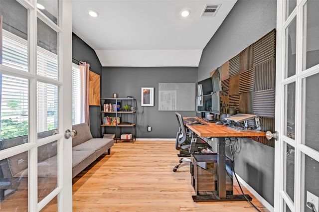 9623 Sterling Arbor Drive, Baytown, TX 77521