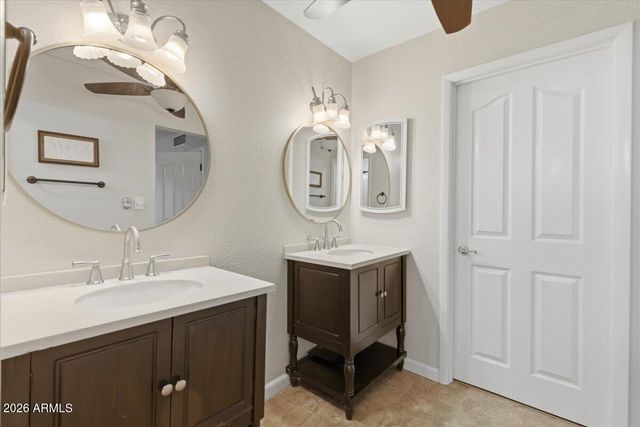 2424 W REDFIELD Road, Phoenix, AZ 85023