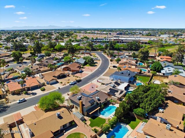 2424 W REDFIELD Road, Phoenix, AZ 85023