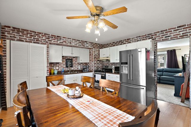 403 Sherman Drive, Valparaiso, IN 46385