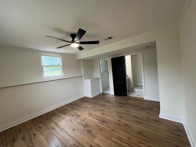 626 E Barker Lane, Berea, KY 40403