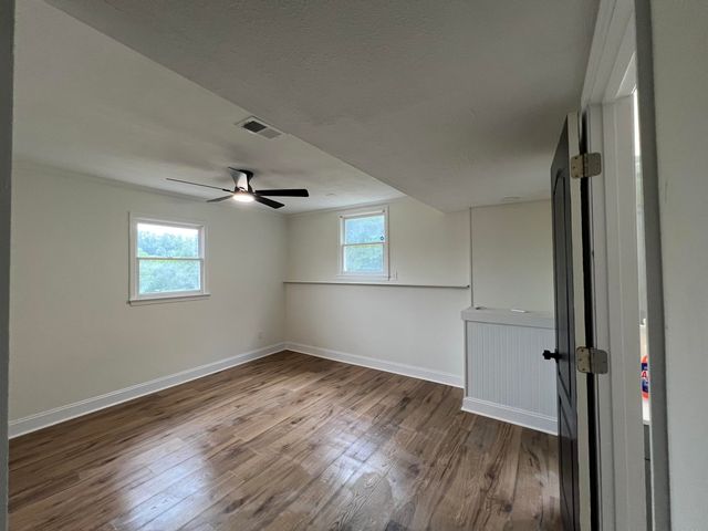 626 E Barker Lane, Berea, KY 40403