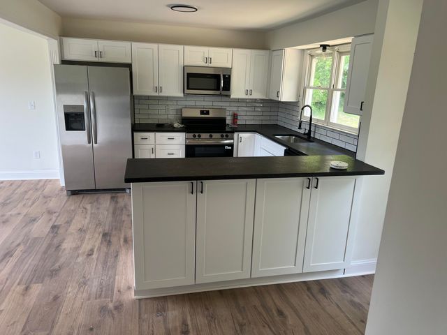 626 E Barker Lane, Berea, KY 40403