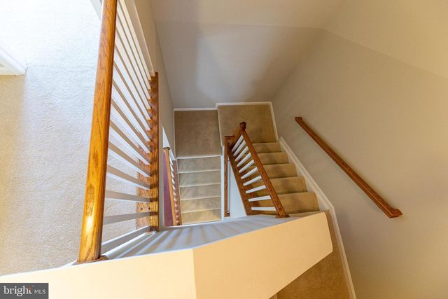 427 WOODCREST DR SE, Washington, DC 20032