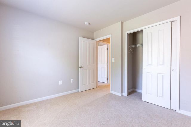 427 WOODCREST DR SE, Washington, DC 20032