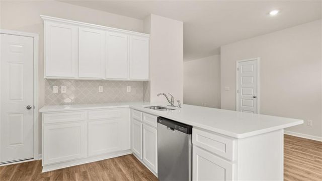 124 Holland Cove, Winder, GA 30680