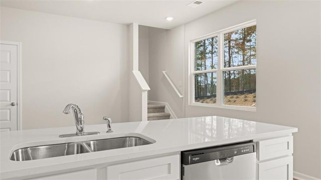 124 Holland Cove, Winder, GA 30680