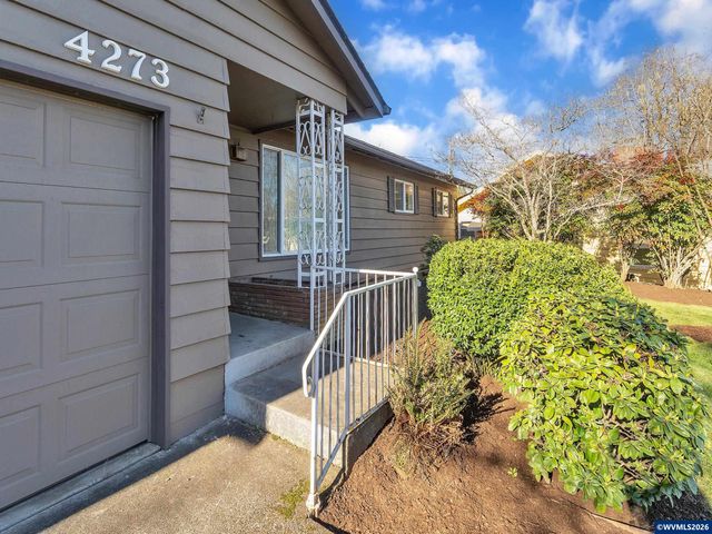 4273 Penny Dr S, Salem, OR 97302