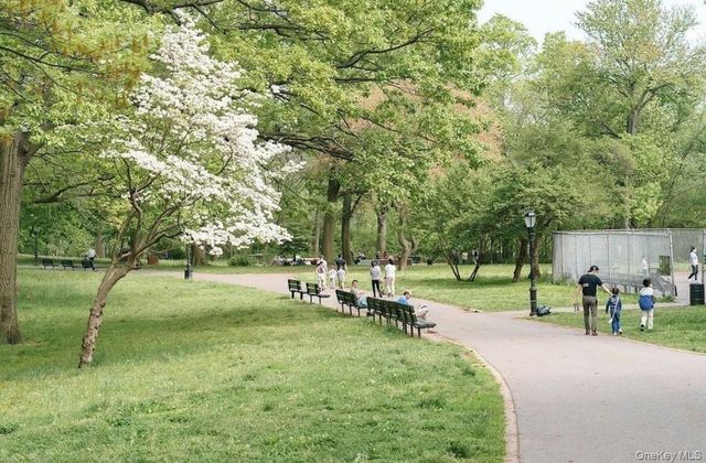 5423 153st, Flushing, NY 11355