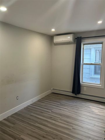 5423 153st, Flushing, NY 11355