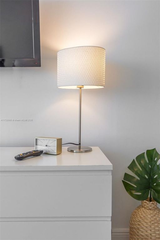 5445 Collins Ave 1633, Miami Beach, FL 33140