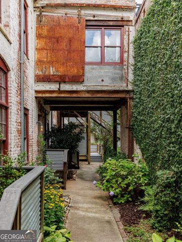 585 White Circle 5, Athens, GA 30605