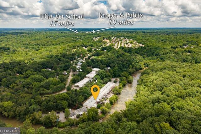 585 White Circle 5, Athens, GA 30605