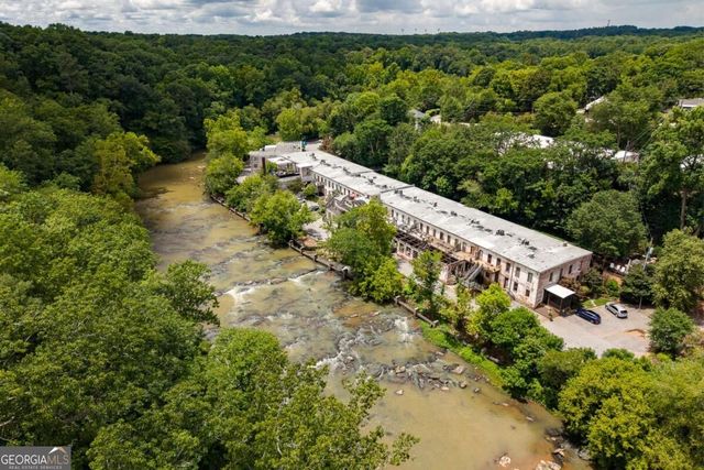 585 White Circle 5, Athens, GA 30605